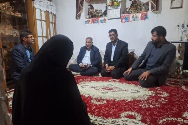 کمک ۳ میلیارد ریالی به خانواده زندانی نیازمند در بیرجند