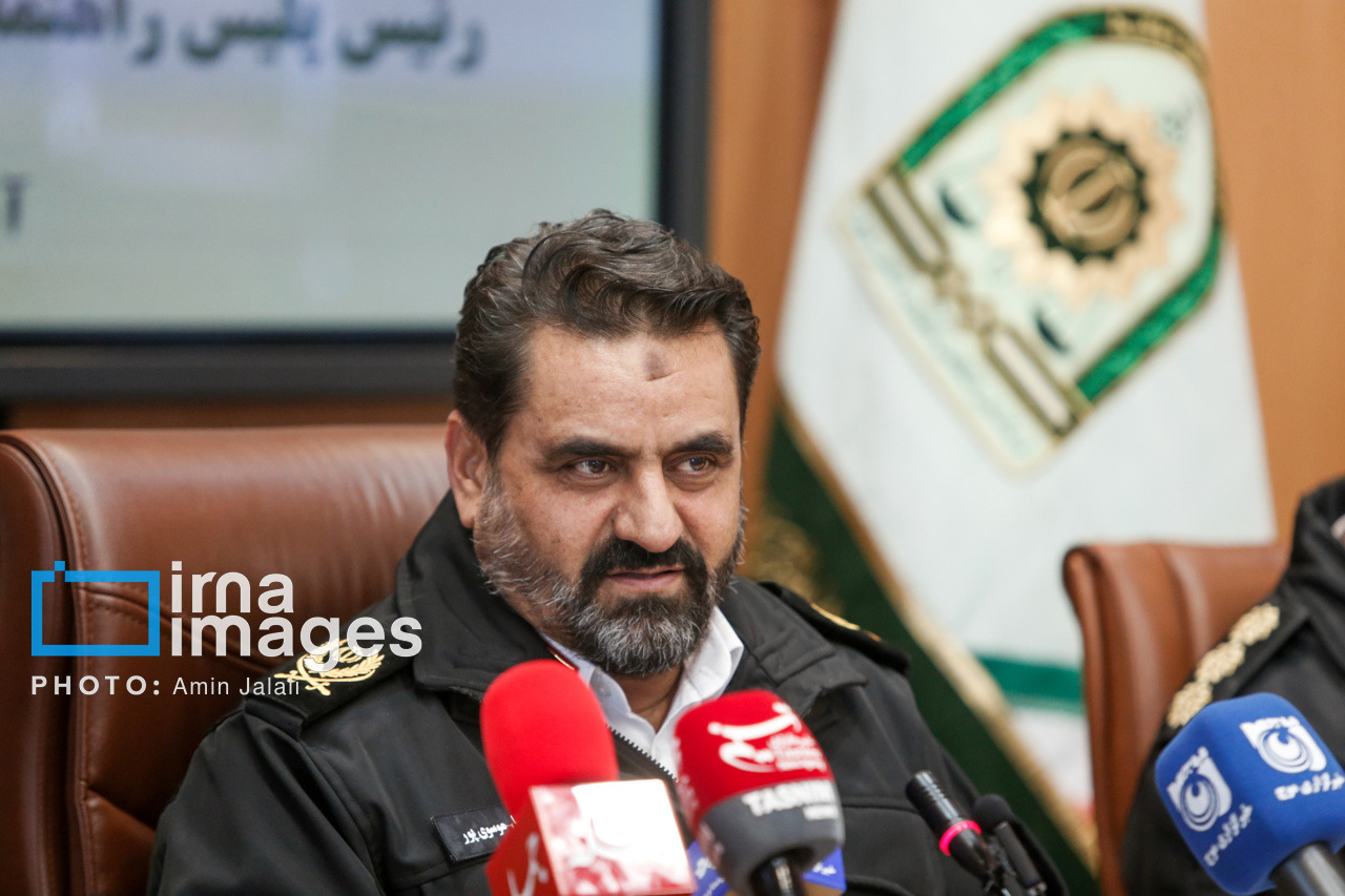 خودرو و موتورهای توقیفی در پارکینگ های تهران تعیین تکلیف می‌شود