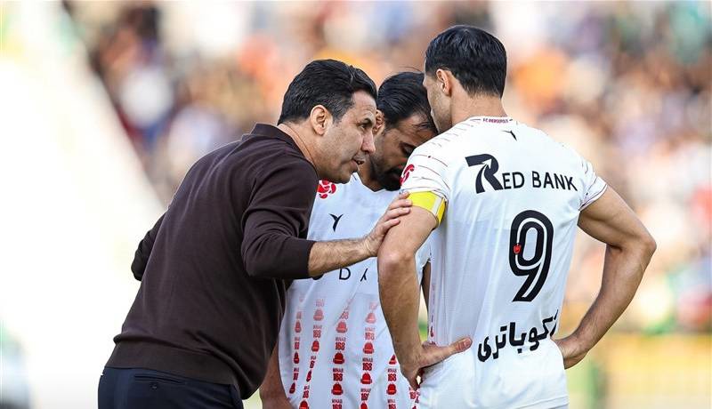 حلالی: پرسپولیس با تارتار شجاعانه بازی می‌کند