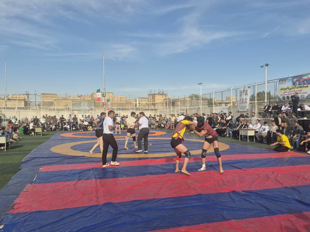 برگزاری مسابقات کشتی با چوخه کشور جایزه بزرگ گرجی سفلی مشهد