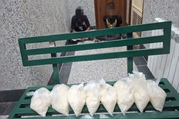 قائمی‌نژاد: فروشنده ماده مخدر شیشه در اسفراین دستگیر شد