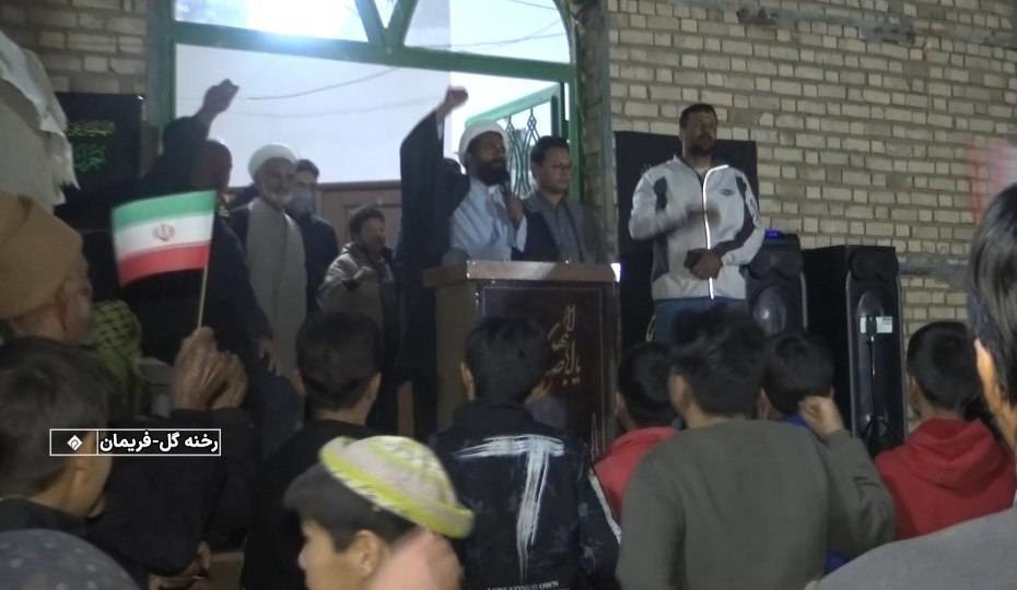 تجمع باشکوه شبانه  مردم روستای حسین آباد رخنه گل فریمان